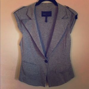 Business casual cap sleeved jacket